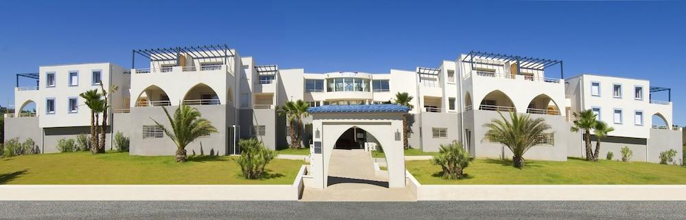 Residence Hoteliere Natureva & Spa Agde Exterior photo